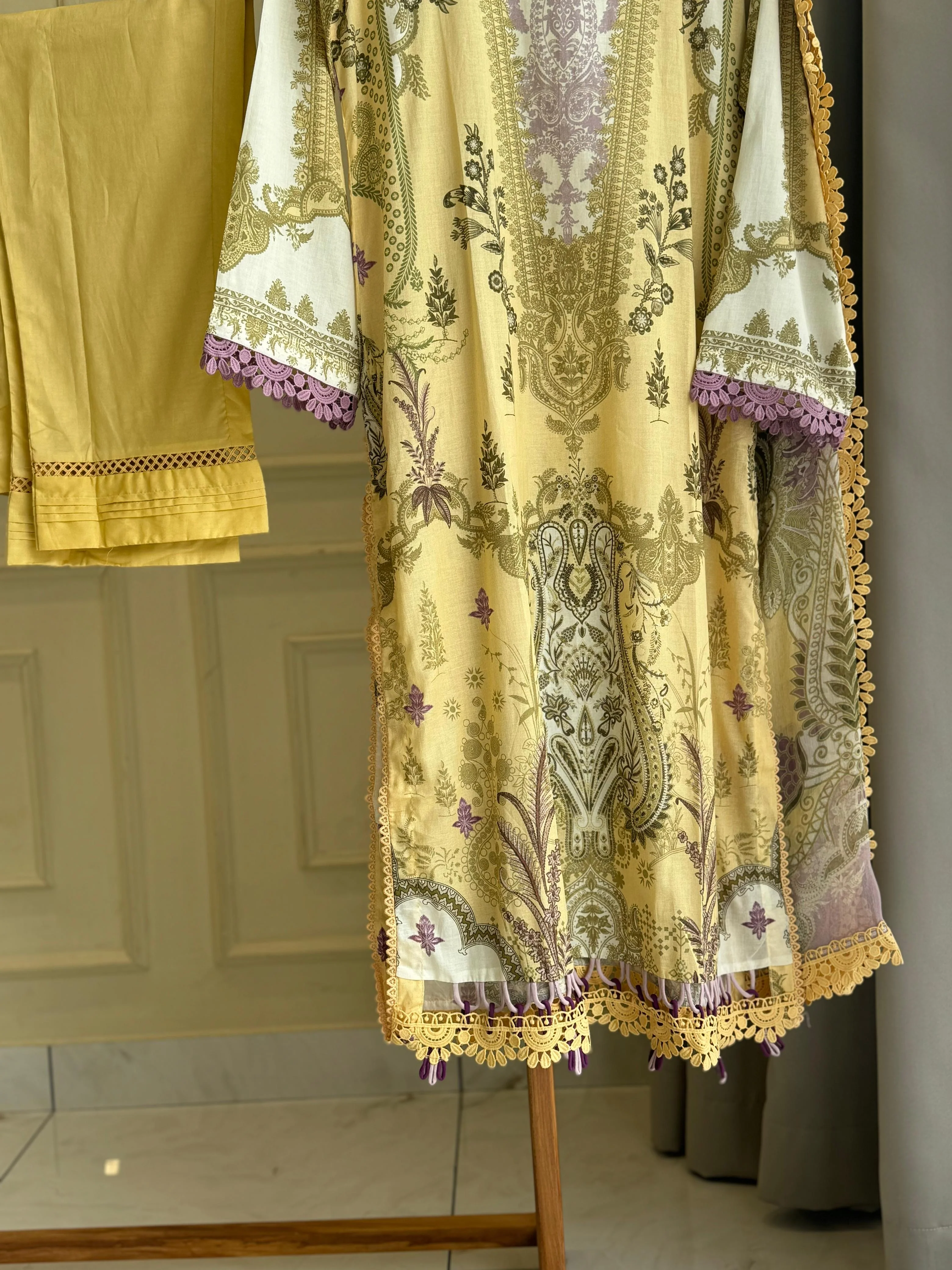 Casual Fit Lawn Suit- 08910 - Image 3
